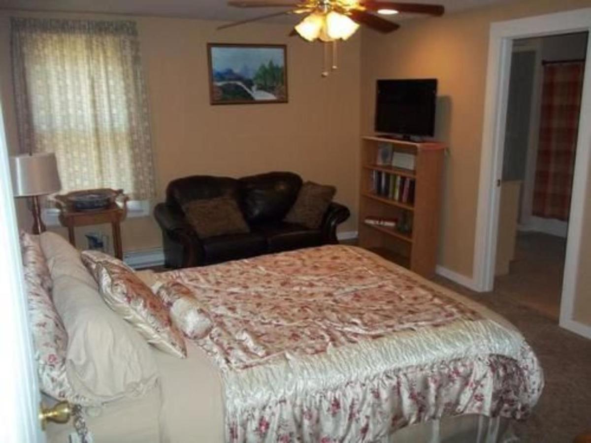 Tin Brook Bed & Breakfast Walden Bagian luar foto